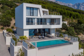 Villa Monachus 2